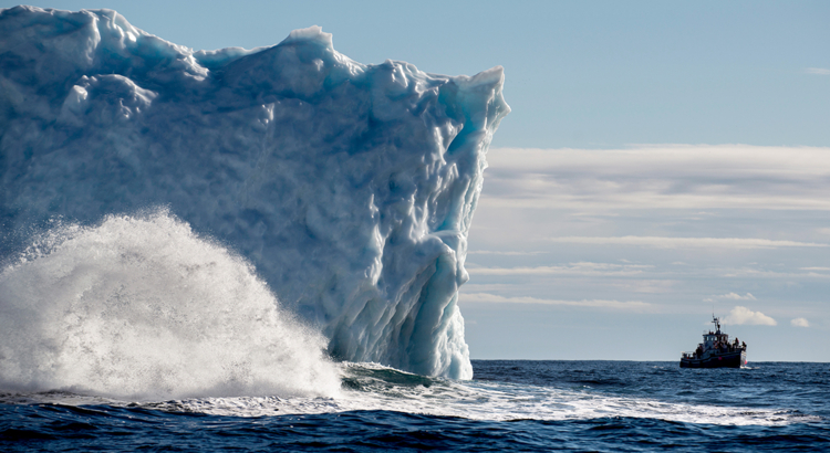 Kanada Neufundland Fogo Island Eisberg Foto Fogo Island Inn